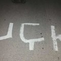 Grafiti OVK u srpskom selu u opštini Novo Brdo