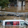 Jako nevreme pogodilo jug zemlje: Poplavljene kuće, automobili "plivaju" po ulicama FOTO/VIDEO