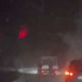 Снег блокирао пут, возила стоје: Ово је критична тачка у Србији, не крећите без зимске опреме