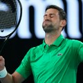 Novak nije znao da je srušio još jedan rekord, a onda pričao o provokaciju sa tribina za Federera: "Zavisi..."