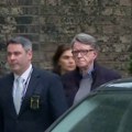 Slučaj "Epstin": Lord Piter Mandelson pušten iz pritvora uz kauciju