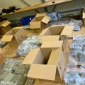 Uhapšen muškarac sa 90 kilograma marihuane u vozilu: Policija kod Šida zatekla 94 paketa (foto)