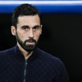"Mi smo Real! Idemo na pobedu u Minhenu!" Alvaro Arbeloa ne gubi nadu posle poraza od Bajerna u Madridu.