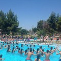 Car:Go treću godinu zaredom vodi 100 dece iz Srbije na letovanje u Grčku
