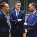 Poljski ministar Šikorski izjavio da Rusija sprema provokaciju ukrajinskim dronovima