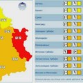 Najjača oluja se formirala! Juri pravo na ove delove Srbije: Nosi olujne udare vetra i komade grada od 10 centimetara (