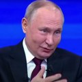 Peskov: Ne mislite valjda da se Putin probudio u cik zore da prati debatu Bajdena i Trampa?