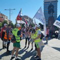 Studenti iz Zrenjanina i drugih gradova kreću u protestnu šetnju ka Subotici