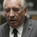 Francuski socijalisti podnose zahtev za glasanje o nepoverenju vladi