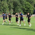 Fudbaleri Čukaričkog odradili prvi trening na Bledu! Brđani krenuli da rade punom parom! Foto
