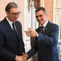 Oglasio se Vučić iz sevilje: "Otvoreno o svim važnim temama sa prijateljem Sančezom"