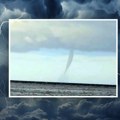(Video) Pijavice na Jadranu! Oluja donela strašne prizore u Hrvatsku: Odleteo krov sa škole, popaljeni svi meteoalarmi