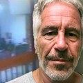 Isplivale nove tajne monstruma: Epstajn smeštao žrtve zlostavljanja u stanove u Londonu i tražio da regrutuju druge žene!