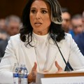 Potres u SAD: Tulsi Gabard podnela ostavku, osipa se Trampov kabinet