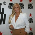 „UZELI SU MI 129 MILIONA EVRA!“ Naša pevačica žrtva PREVARE nakon smrti muža: „Podvalili su mi papire, OPLJAČKANI SMO!“…