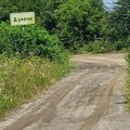 Uređuju puteve, saniraju klizišta i postavljaju rasvetu: Brojni radovi na teritoriji Opštine Rekovac (foto)