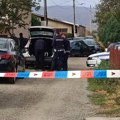 Prve fotografije sa mesta gde su povređeni policajci: Drama u Nišu: Vozač kojeg je patrola pratila se zakucao u policajce…