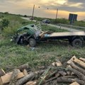Kamion naleteo na teretni voz: Udes na putnom prelazu kod Sremske Mitrovice, tri osobe povređene