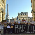 Podrška profesorki Mariji Vasić u Parizu, skup Ujedinjeni za demokratiju u Torontu: Naša dijaspora snažno uz studente i…