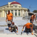 Završni radovi na uređenju platoa ispred zelene pijace „Centar“
