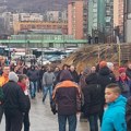 Majka Lazara Dinića o produženju kućnog pritvora: Svi smo se razočarali, on vidi da ima veliku podršku