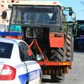 Protest poljoprivrednika: Traktori iz Srema, Banata i Bačke se slivaju ka Novom Sadu