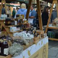 Održan gastronomski i vinski spektakl na Trgu republike