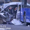 Prve slike užasa kod Umke: Automobil potpuno zgužvan u sudaru sa autobusom, vozač poginuo, povređeno osmoro (foto)