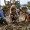 Finci zamenili beton sa igrališta i pustili decu da se isprljaju. Rezultat: zdravija deca