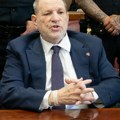 Ponovoljeno suđenje Harviju Vajnstinu: Ozloglašeni moćnik izbegao optužbe za zlostavljanje