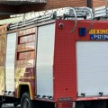 Buktinja probudila građane Priboja Automobil izgoreo do poslednjeg šrafa u noćnom požaru