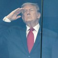 Tramp se hitno oglasio! Izdaće novo naređenje američkoj vojsci, poslato upozorenje državljanima SAD!