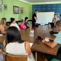 Na raspolaganju 3,6 milijardi dinara. Privrednici Žablja obavešteni o konkursima ministarstva.