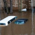 Poplave i nestanci struje na istoku posle olujnog nevremena širom Amerike