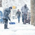 U delovima Njujorka palo i više od 20 centimetara snega
