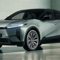 Električna Toyota C-HR+