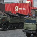 Ovo je putinovo smrtonosno oružje kojim gađa Ukrajinu: Prvi put je prikazano danas na veličanstvenoj paradi (foto/video)