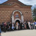 Žar nikolajeve svetinje ne gasne: U manastiru Lelić kod Valjeva nema vikenda bez krštenja