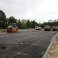 Humanitarni parking kod OŠ „Sveti Sava” dobija asfalt. Biće 89 mesta za parkiranje