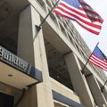 Zamenik direktora FBI razmatra ostavku zbog sukoba oko Epstinovih dosijea