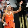Srpsko-američko čudo dominira u Melburnu: Iva Jović razbila osmu igračicu sveta!