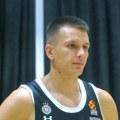 "Filmski je igrati za Partizan!" Arijan Lakić uoči duela crno-belih i Valensije