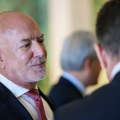 Bezos: "AI će u budućnosti stvoriti više radnih mesta nego što će ih ukinuti"