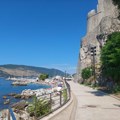 Herceg Novi: Od danas kazne za šetnju u kupaćem kostimu i kamopvanje kod Titove vile