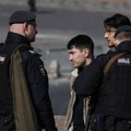 Sprečen napad na železnički prilaz rafineriji nafte, napadač likvidiran