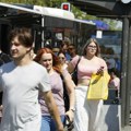Maloletnik izgurao stariju ženu iz autobusa, niko nije reagovao: Ko je odgovoran za bezbednost putnika u javnom prevozu