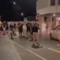 Brutalna tuča huligana na zagrebačkom aerodromu! Bed Blu Bojsi napravili strašnu sačekušu, navijači padali po automobilima…