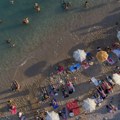 Eksplicitne scene na poznatoj plaži u Hrvatskoj: Kupači pozvali policiju, zakon jasan o vršenju polnih radnji