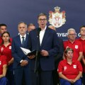 Vučić primio paraolimpijski tim Srbije kome će uručiti zastavu za Paraolimpijskim igrama u Parizu