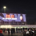 Kurir u Milanu: Reke navijača pohrlile ka San Siru - velika gužva ispred stadiona dva sata pre početka meča (video)